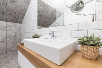 Elegant Bathroom Floor